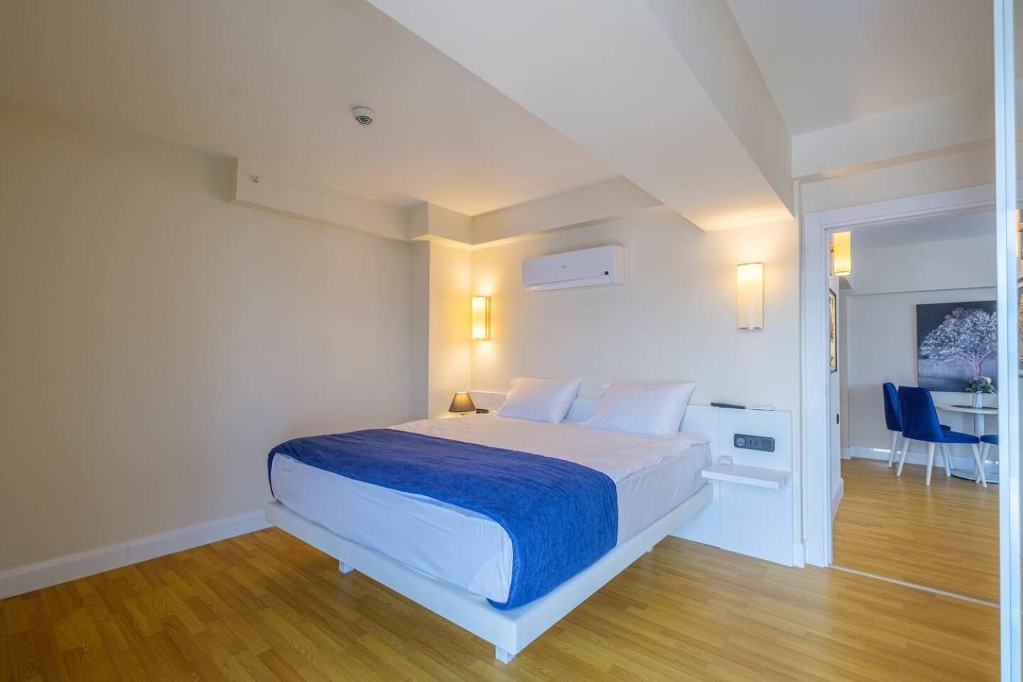 Luxury Orbi City Sea View Aparthotel Batumi Exterior foto